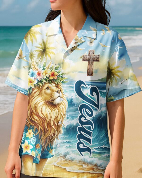 Be Strong and Courageous Jesus Lion Hawaiian Shirt - Image 4