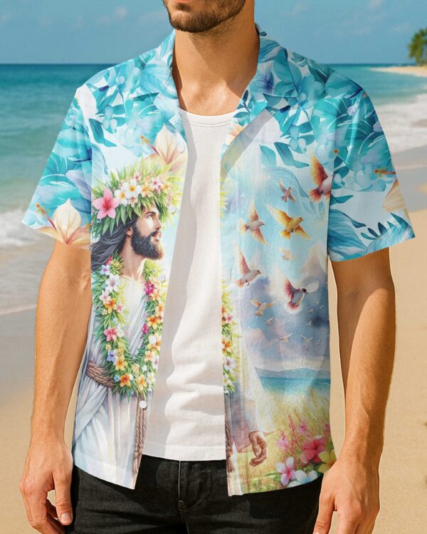 Be the Light Tropical Hawaiian Shirt - Image 2