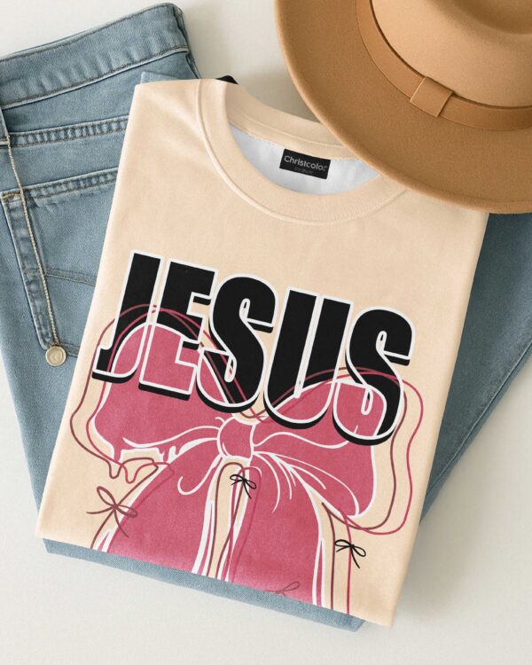 Jesus Loves You T-Shirt - Image 8