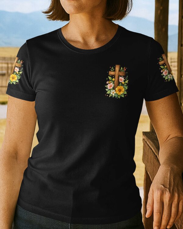 Don't Worry Honey T-Shirt - Image 2