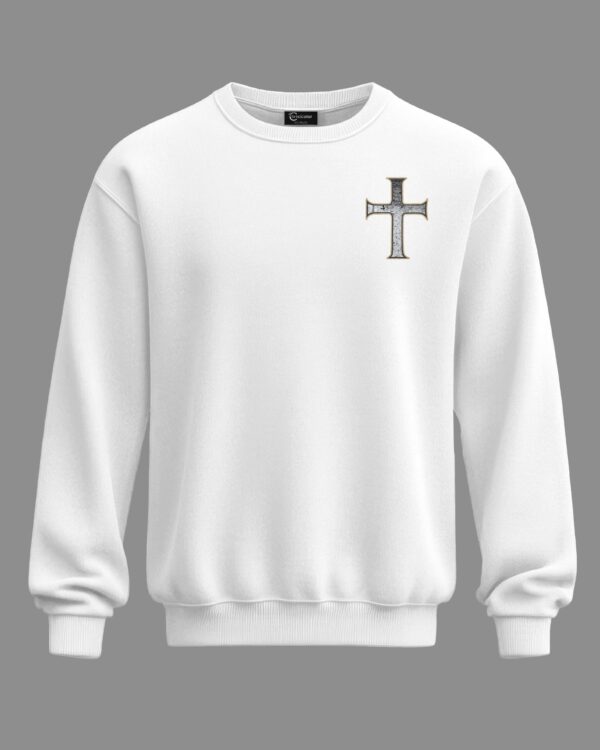 While The World Crowns Kings Shirt - Image 3