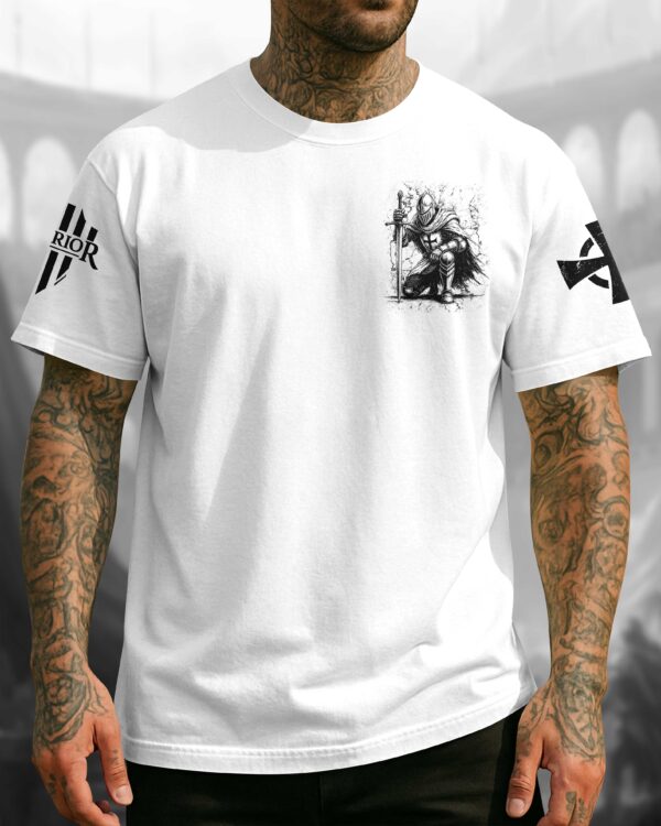 I Kneel For The Cross I Fight For The King Shirt - Image 8