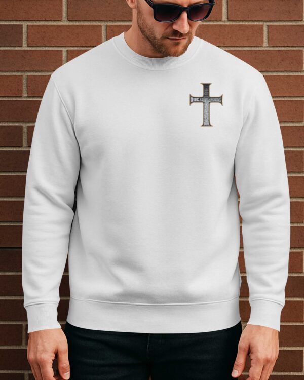 While The World Crowns Kings Shirt - Image 11