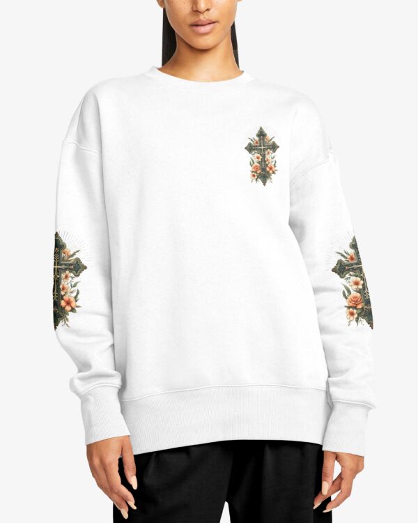 A Praying Mom is a Powerful Force Sweater - Image 4