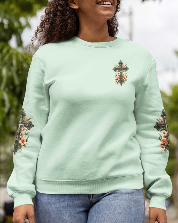 A Praying Mom is a Powerful Force Sweater - Image 10
